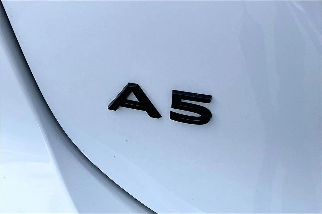 Used 2025 White Audi 2.0T Premium image 24