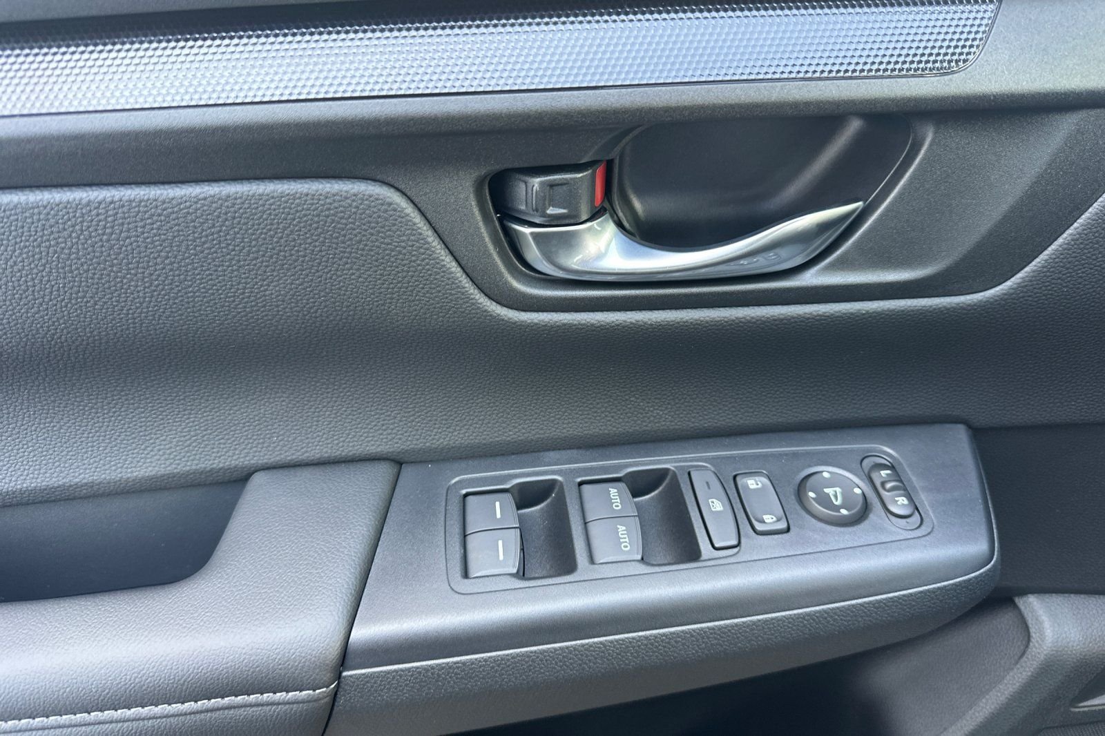 New 2026 Urban Gray Pearl Honda EX image 11