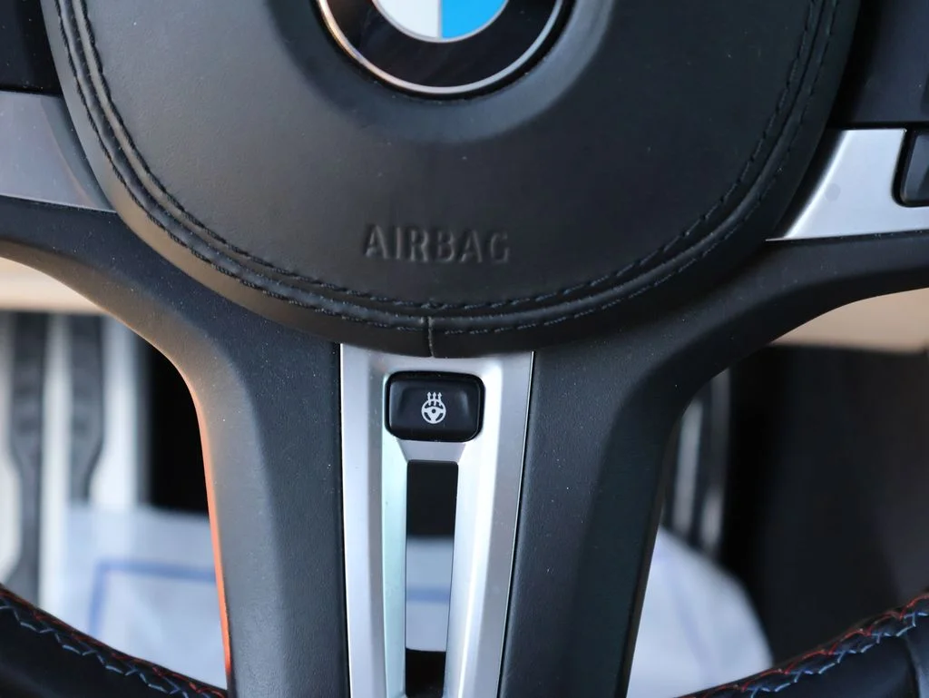 Used 2020 Red BMW M image 36