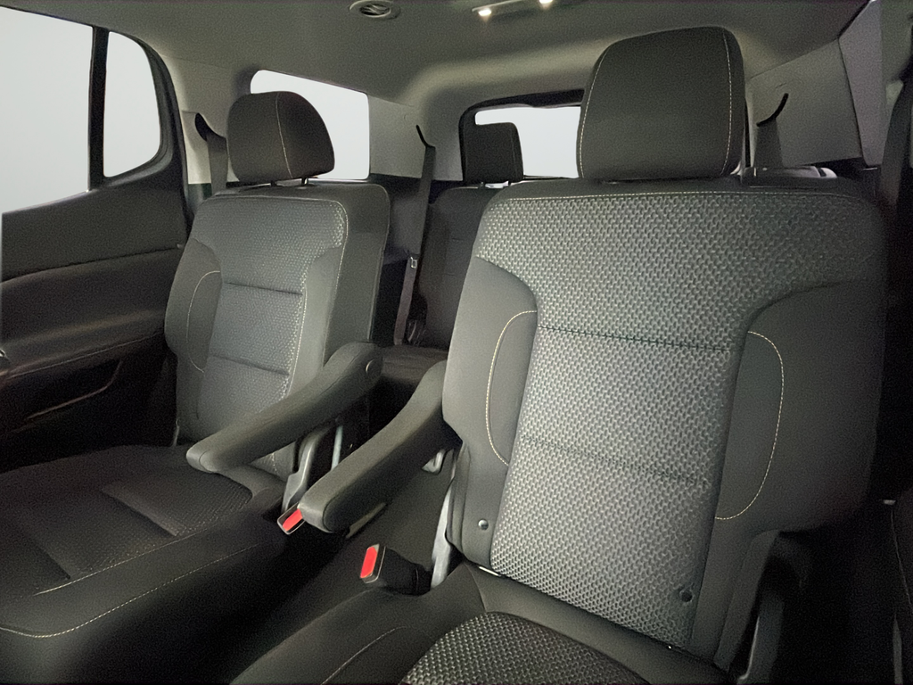 Used 2023 Silver GMC SLE image 41