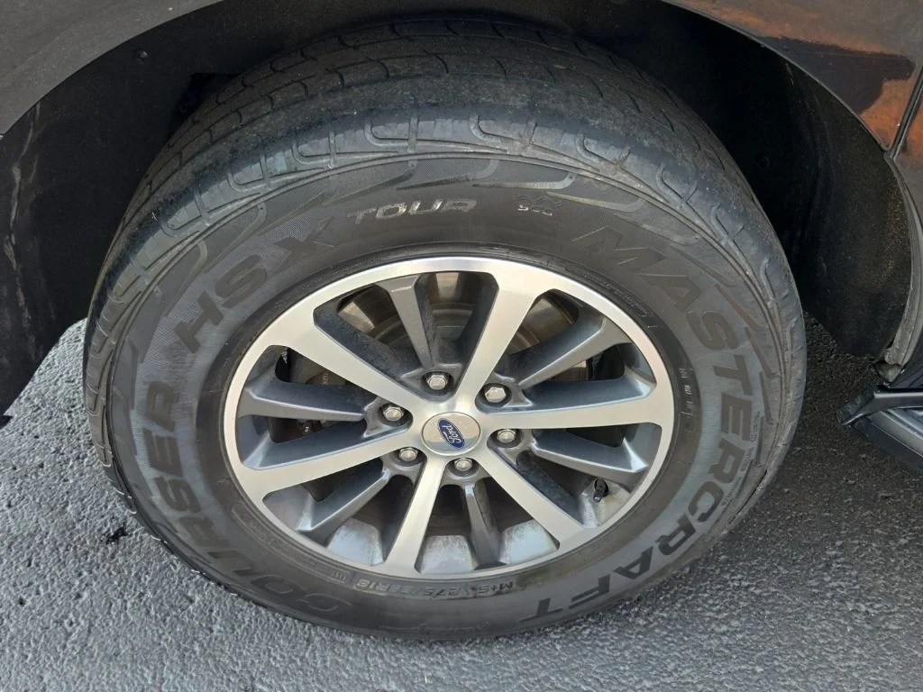 Used 2018 Black Ford XLT image 11