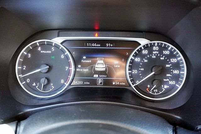 Used 2023 White Nissan SV image 41