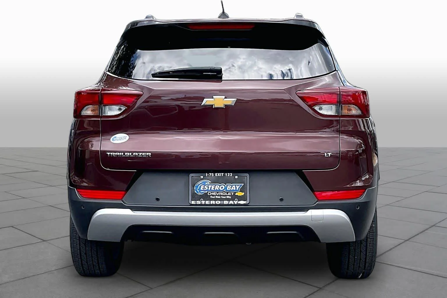 Used 2023 Mahogany Red Metallic Chevrolet LT image 5