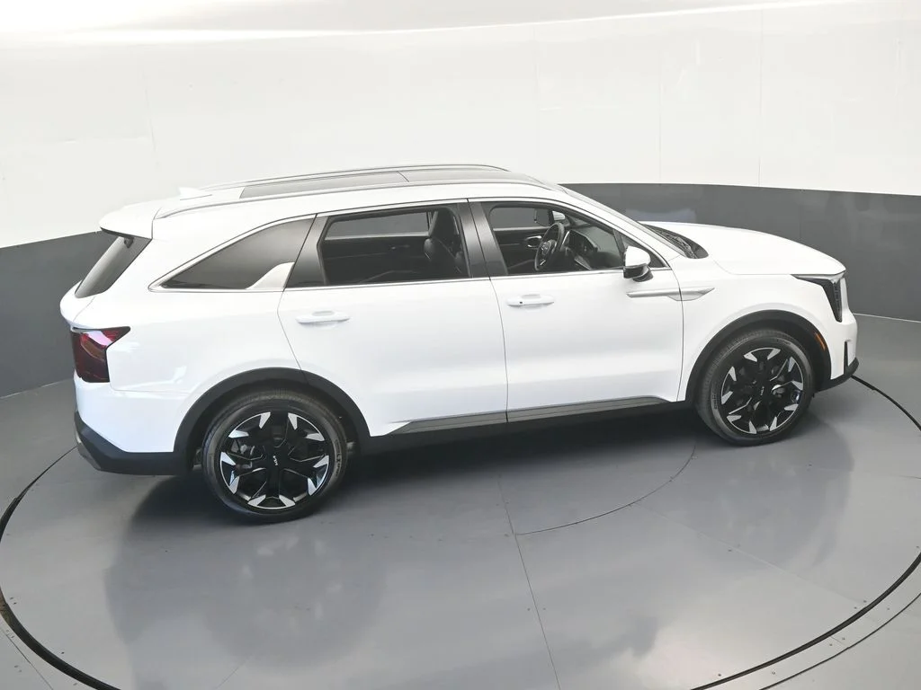 Used 2025 Glacial White Pearl Kia EX image 54