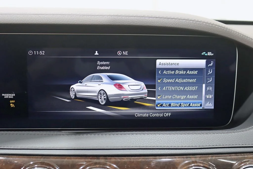 Used 2019 Gray Mercedes-Benz S 560 image 29