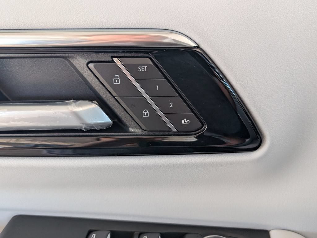 2026 Chevrolet Tahoe Premier - Photo 14
