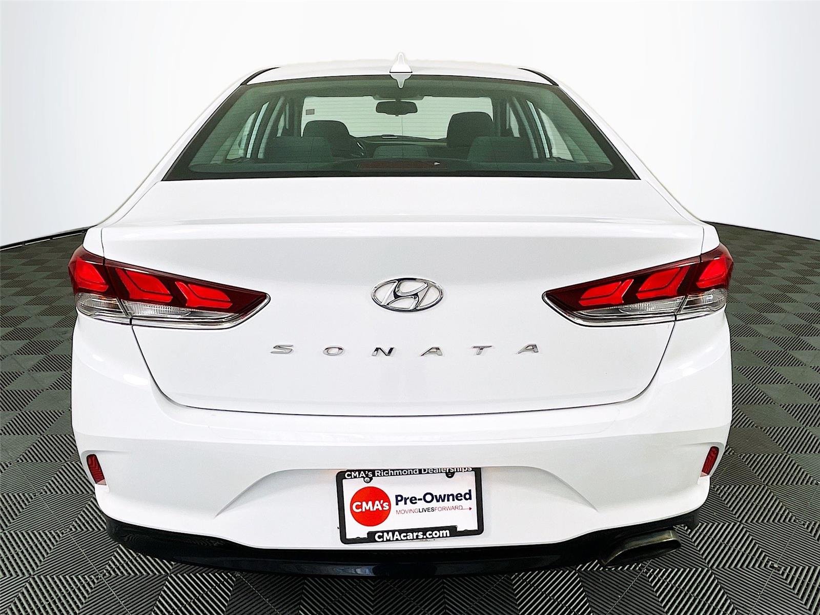 Used 2019 Quartz White Pearl Hyundai SEL image 7