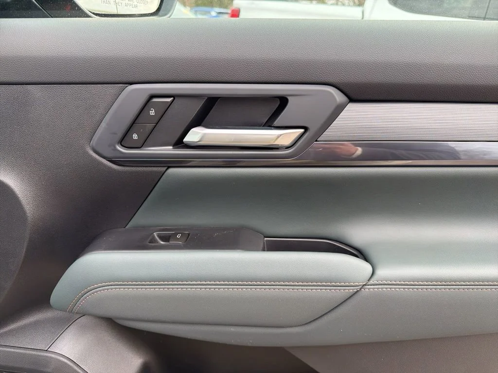 2026 GMC Terrain AT4 - Photo 25