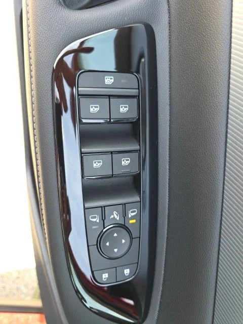 New 2026 Scarlet Ember Tintcoat Nissan Platinum image 22