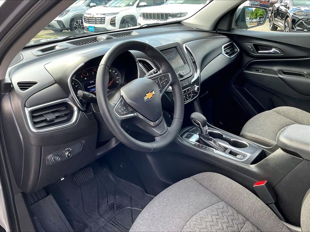 Used 2023 Gray Chevrolet LT image 5