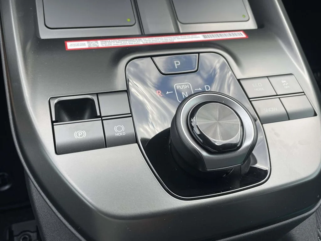 New 2026 Wind Chill Pearl Toyota SE image 14