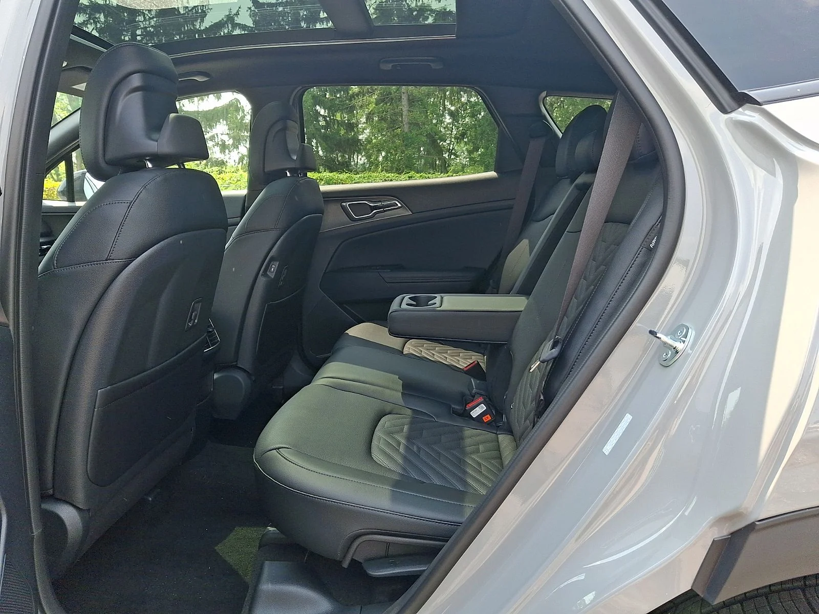 New 2026 Gray Kia X-Line image 10