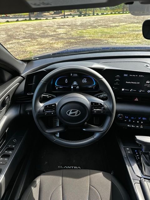 Certified Used 2025 Intense Blue Hyundai SEL Sport image 24