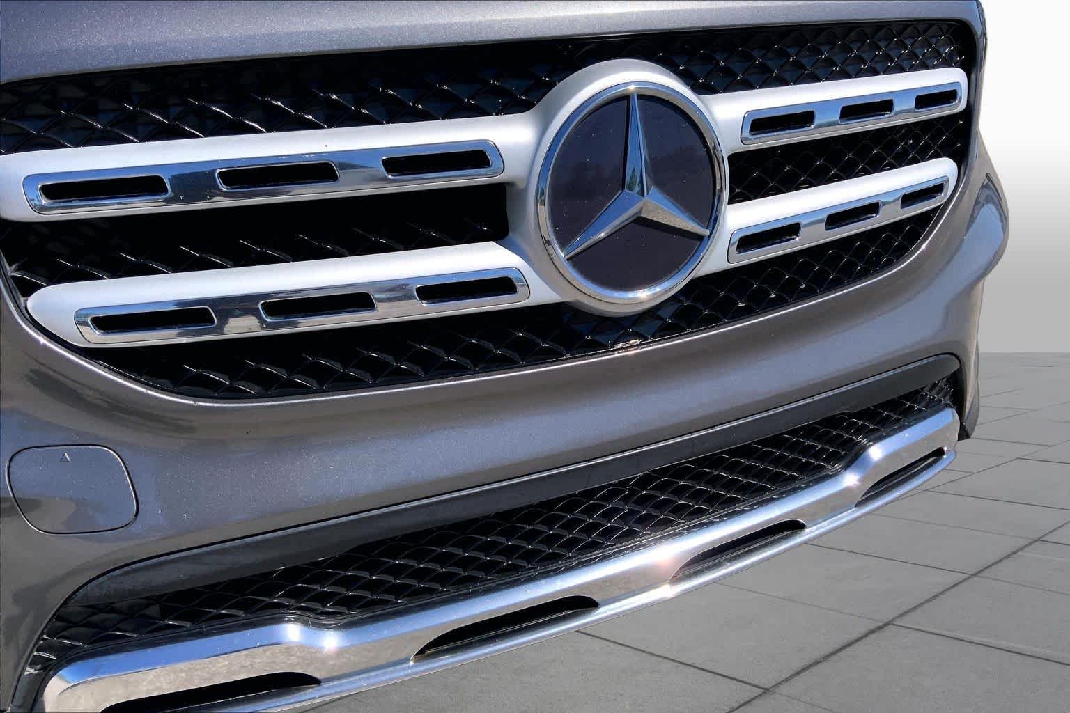Used 2023 Mountain Grey Metallic Mercedes-Benz GLB 250 image 29