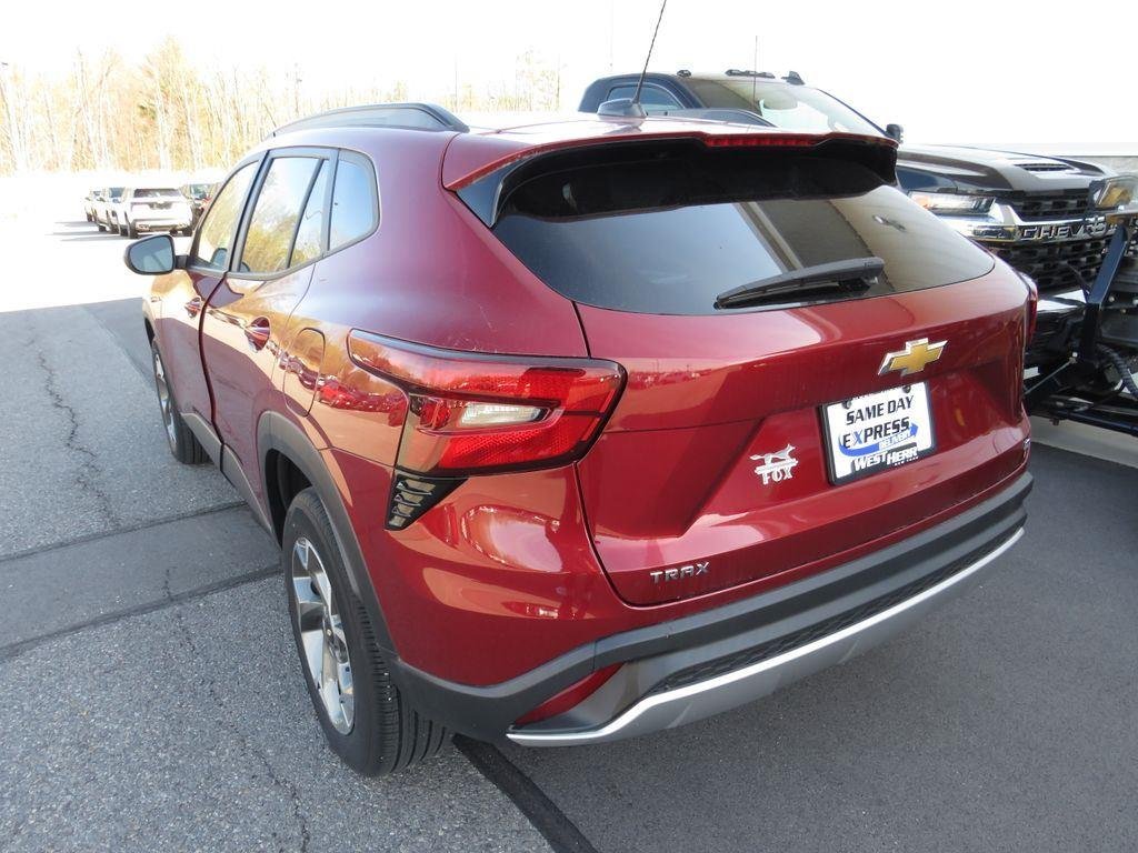Used 2024 Crimson Chevrolet LT image 14