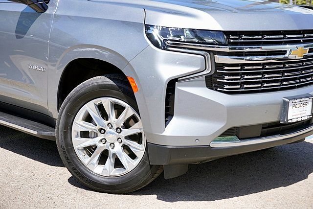 Used 2024 Gray Chevrolet Premier image 3