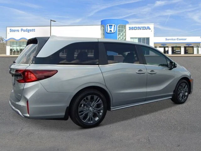 New 2026 Solar Silver Metallic Honda Touring image 6