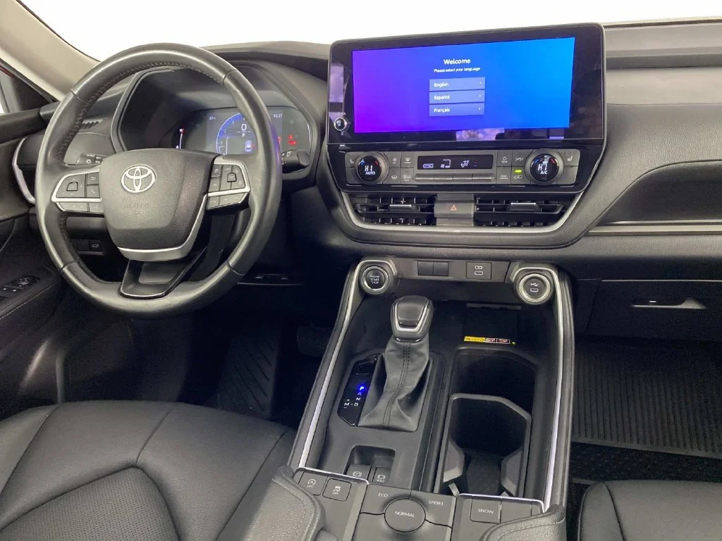 Used 2025 Red Toyota XLE image 13