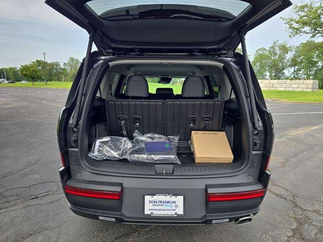 New 2026 Black Hyundai SEL FWD image 9