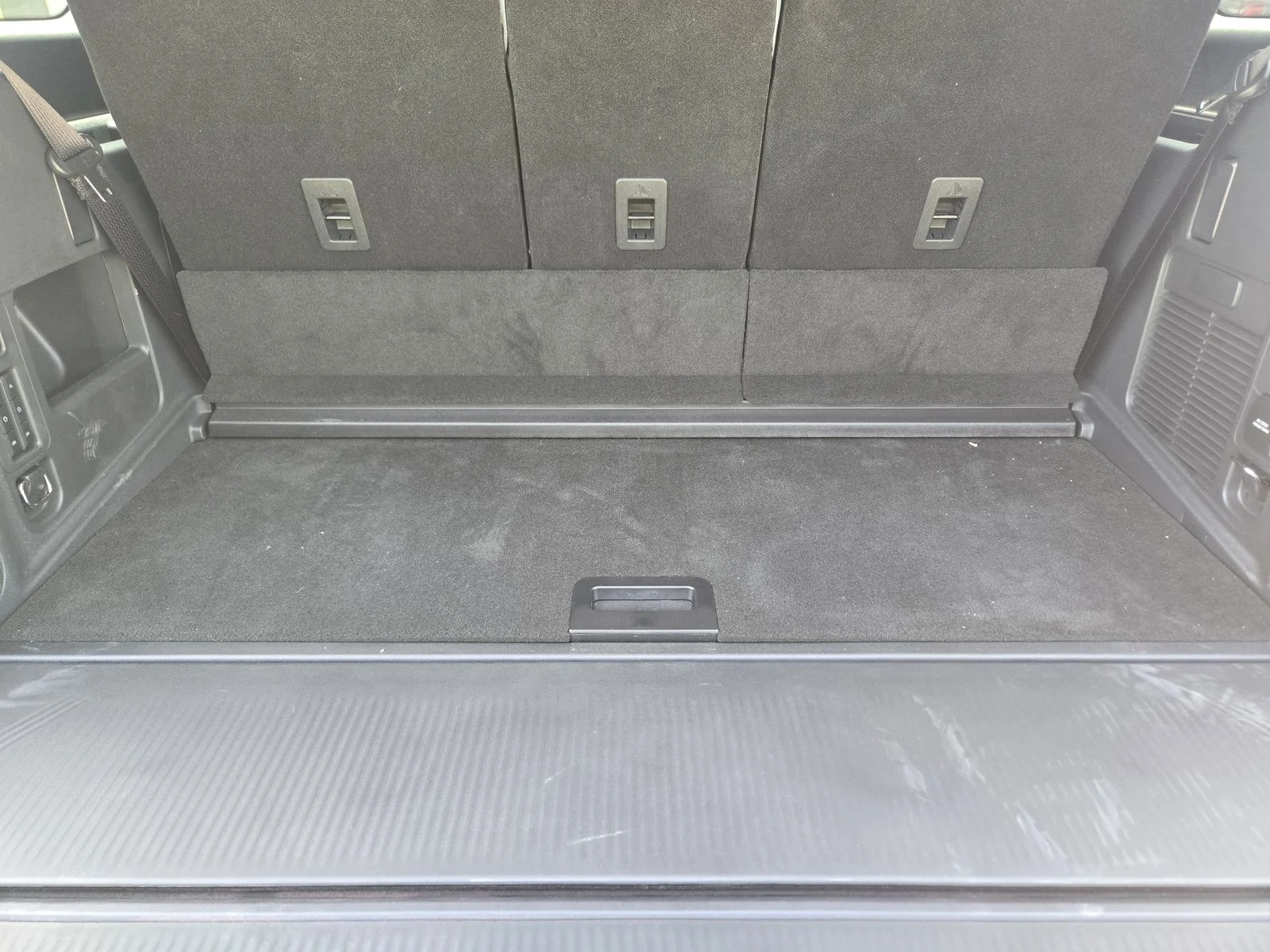 New 2026 Star White Metallic Tri-Coat Ford Platinum® image 22