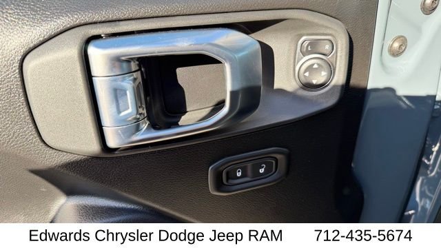 New 2026 Anvil Clearcoat Jeep Sport S image 19
