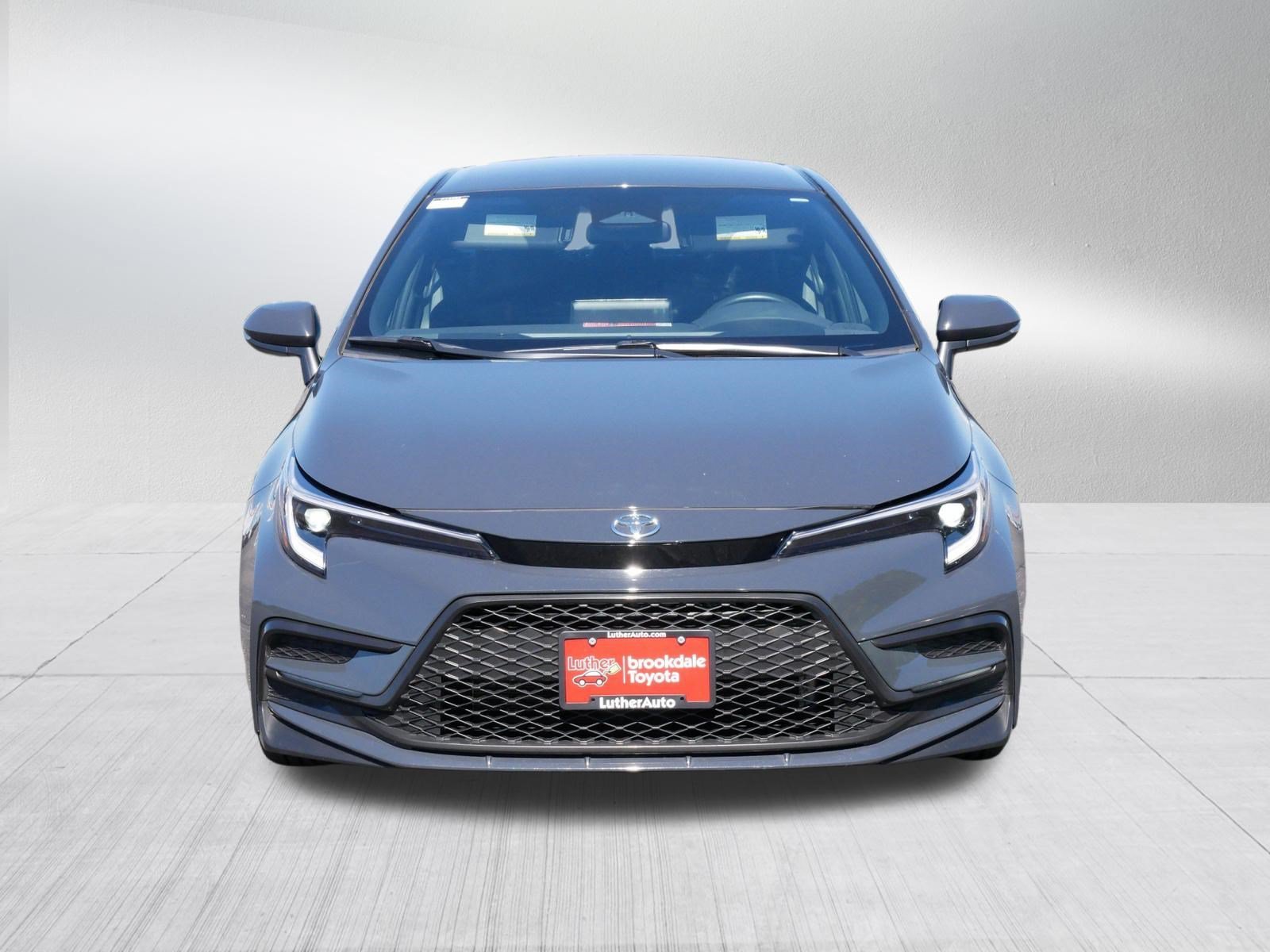 Certified Used 2025 UNDERGROUND Toyota SE image 2