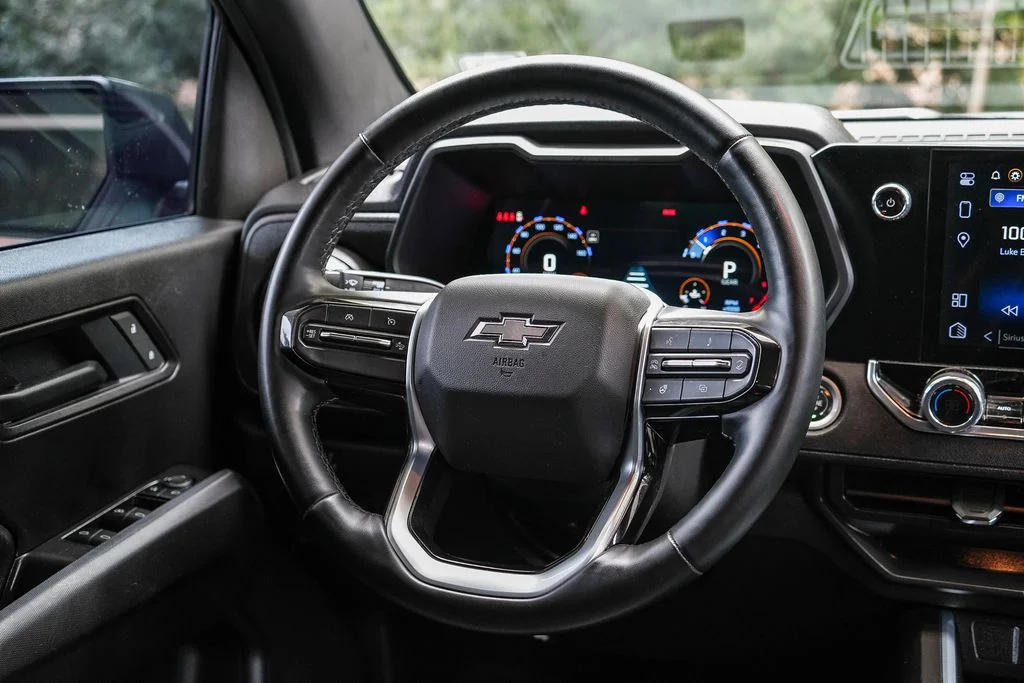 Used 2025 White Chevrolet Trail Boss image 14