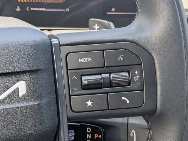 New 2027 Glacial White Pearl Kia X-Line EX image 28