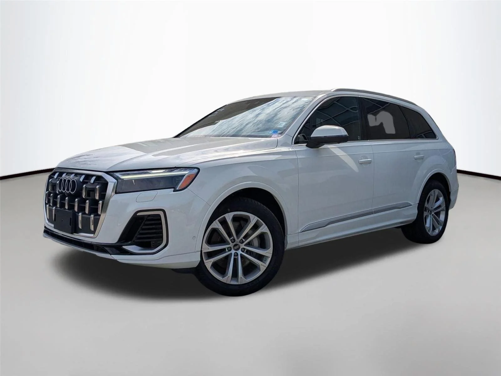 2025 Audi Q7 55 Premium Plus quattro Tiptronic's photo