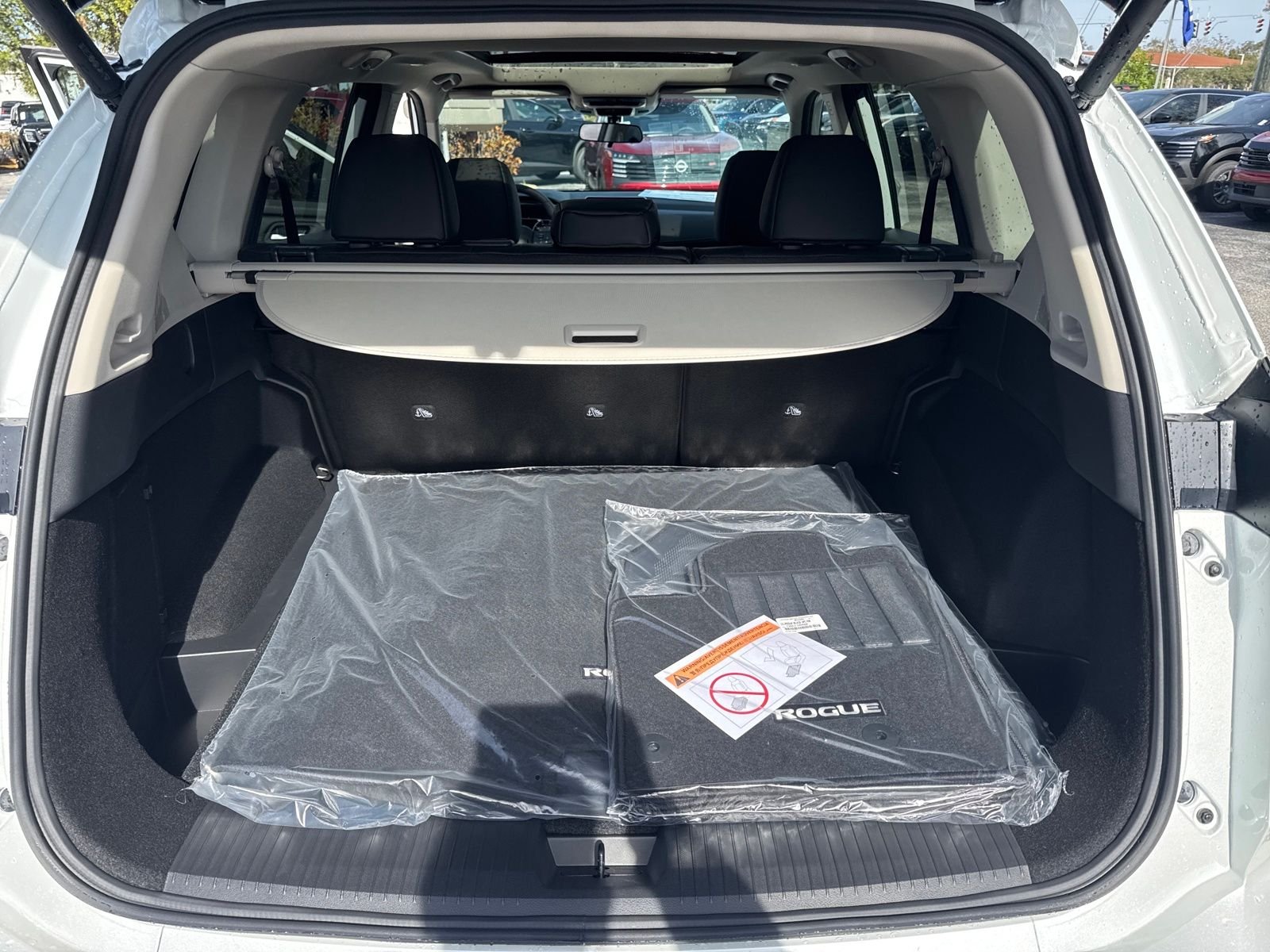 New 2026 Nissan Rogue Dark Armor 4D Sport Utility