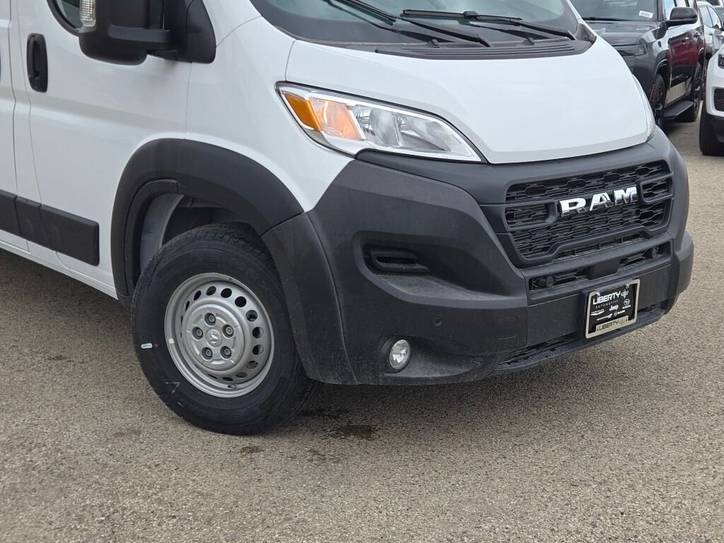 New 2026 Bright White Clearcoat RAM Base image 2