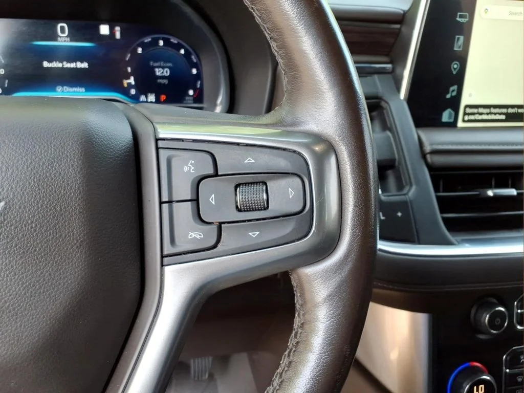 Certified Used 2022 White Chevrolet Z71 image 10