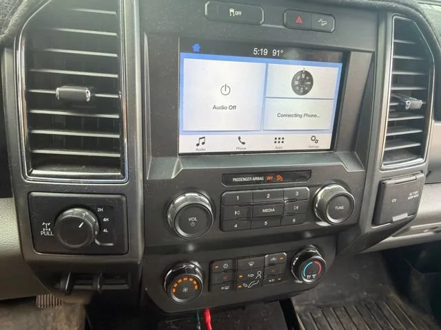 Used 2019 Black Ford XLT image 5