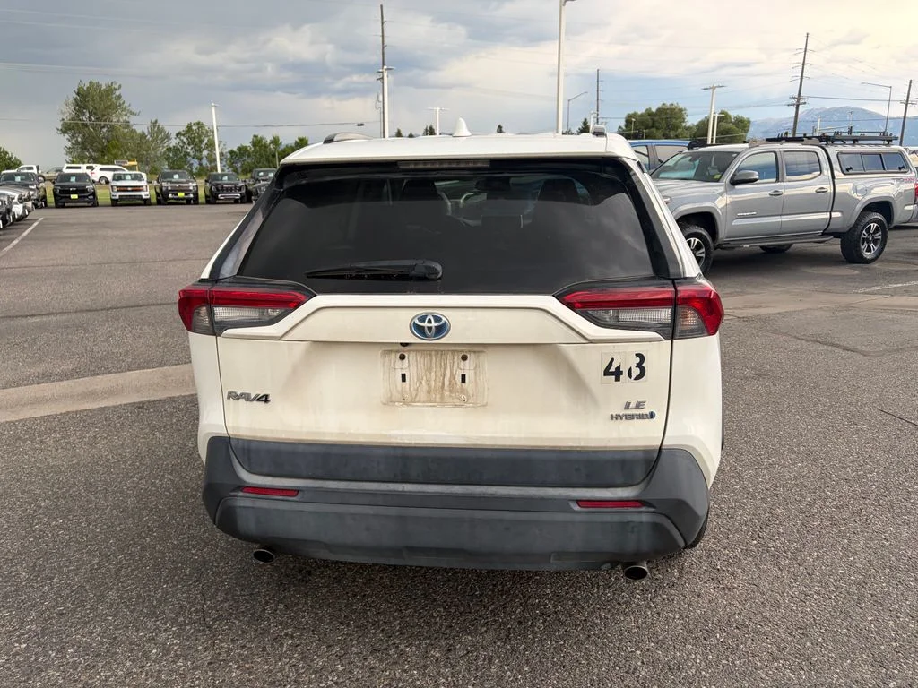 Used 2024 White Toyota LE image 3