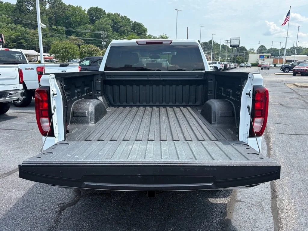 Used 2024 Summit White GMC Pro image 5