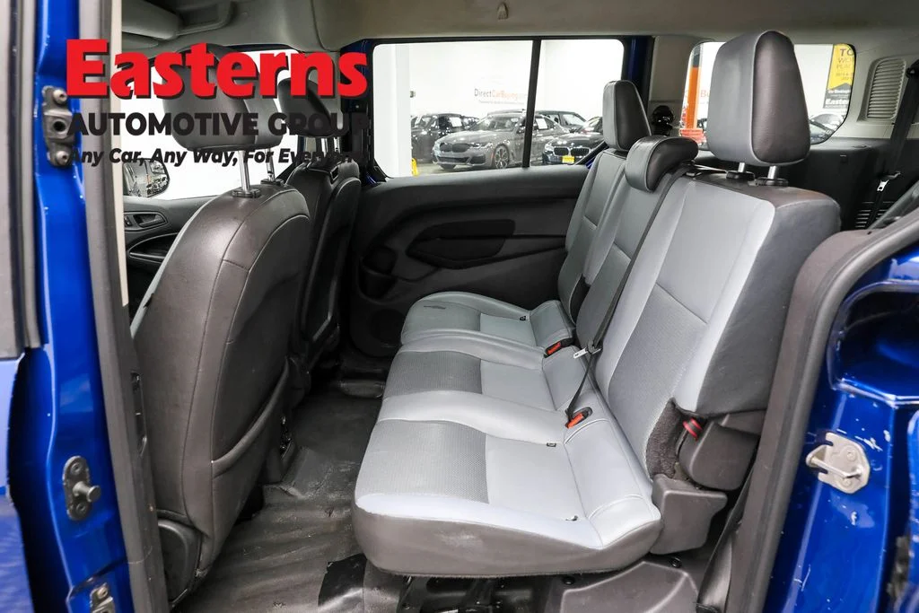 Used 2017 Blue Ford XL image 20