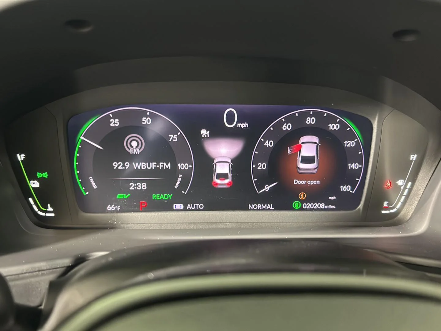 Used 2023 Platinum White Pearl Honda Touring image 17