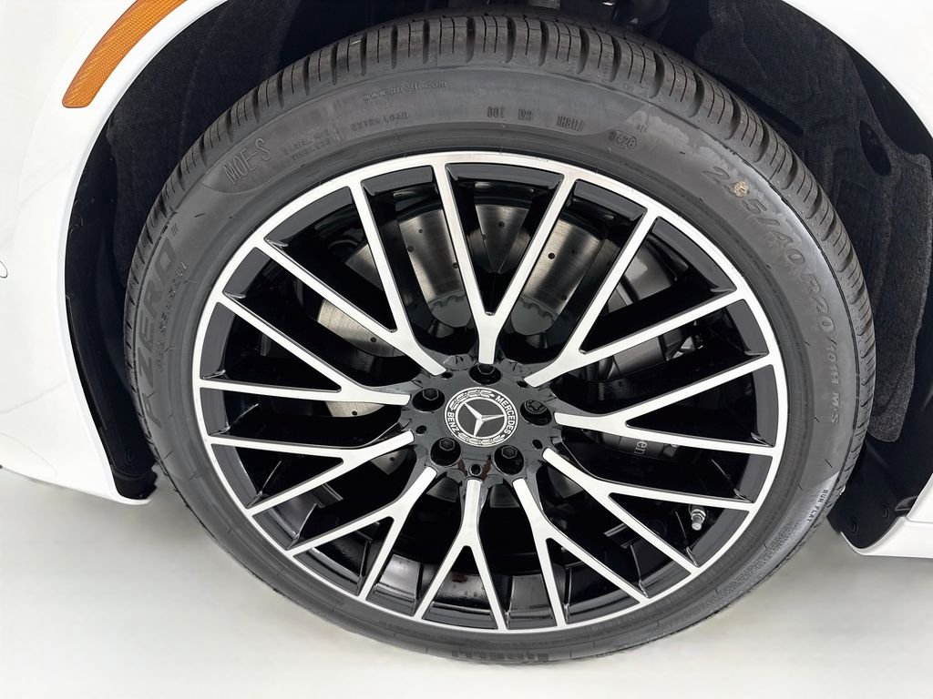 New 2027 MANUFAKTUR Moonlight White Metallic Mercedes-Benz S 500 image 29