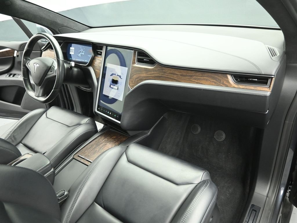 2018 TESLA MODEL X - Image 25