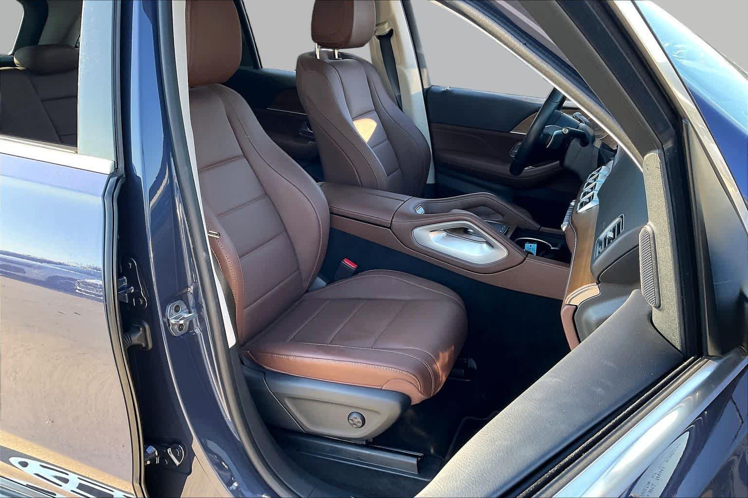 Used 2025 Twilight Blue Metallic Mercedes-Benz GLE 350 image 9