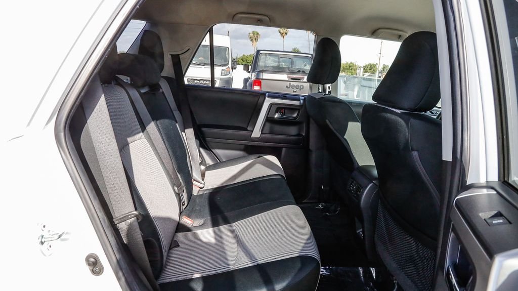 Used 2024 Ice Toyota SR5 image 19