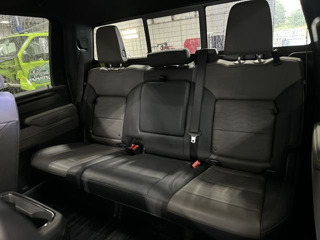 Used 2025 Gray Chevrolet ZR2 image 29