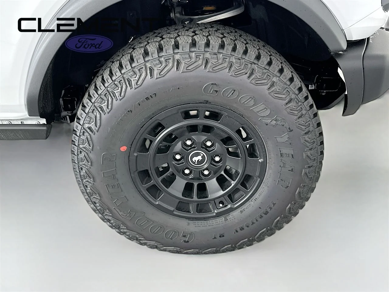 New 2026 Oxford White Ford Badlands® image 34