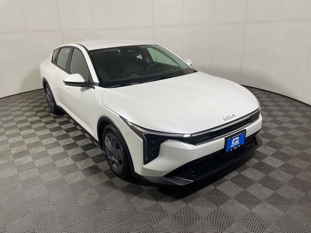 2025 Kia K4 LX