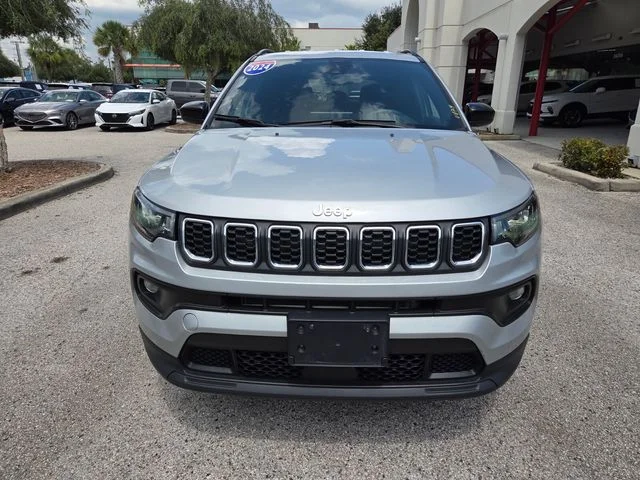 Used 2024 Silver Jeep Latitude image 20