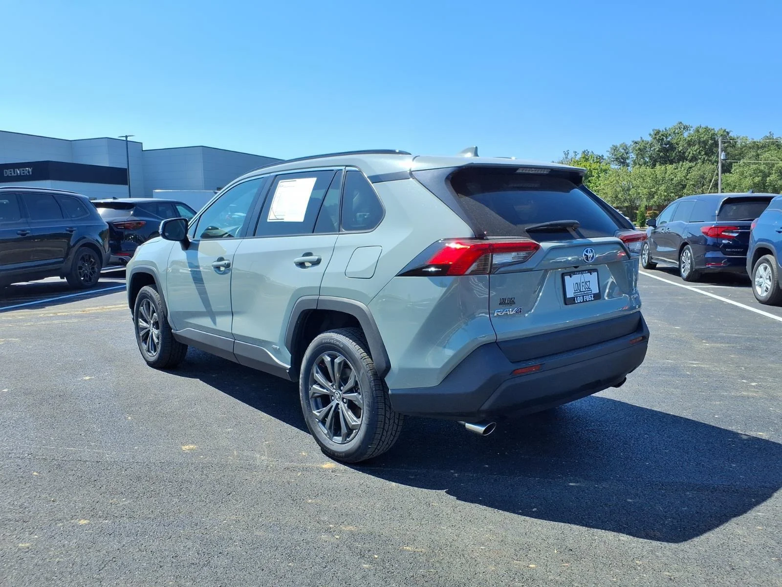 Used 2022 Lunar Rock Toyota XLE Premium image 24