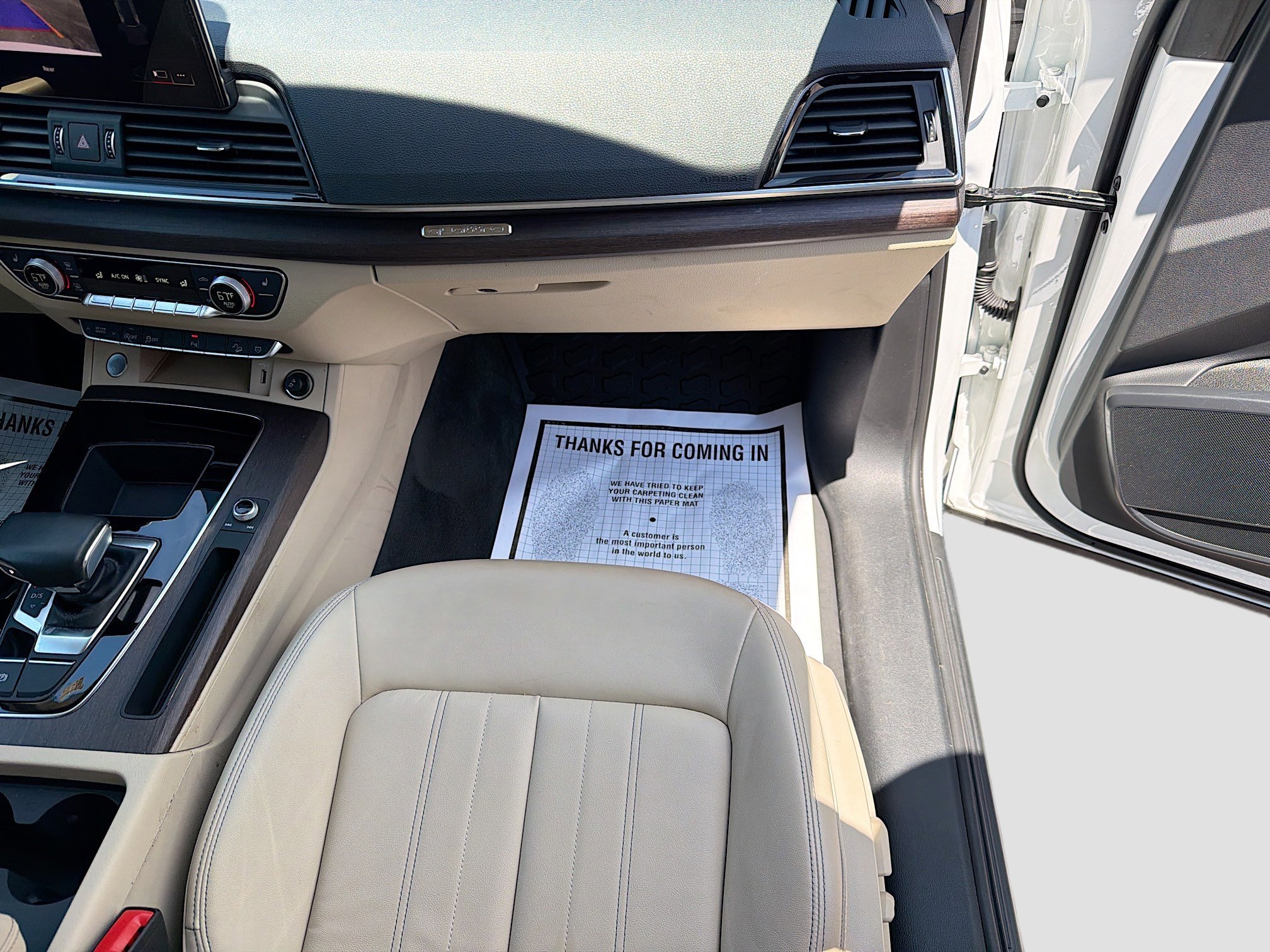 Used 2023 Ibis White Audi S line Premium image 17