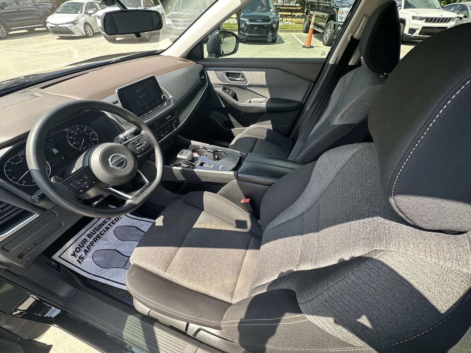 Used 2021 Super Black Nissan S image 10