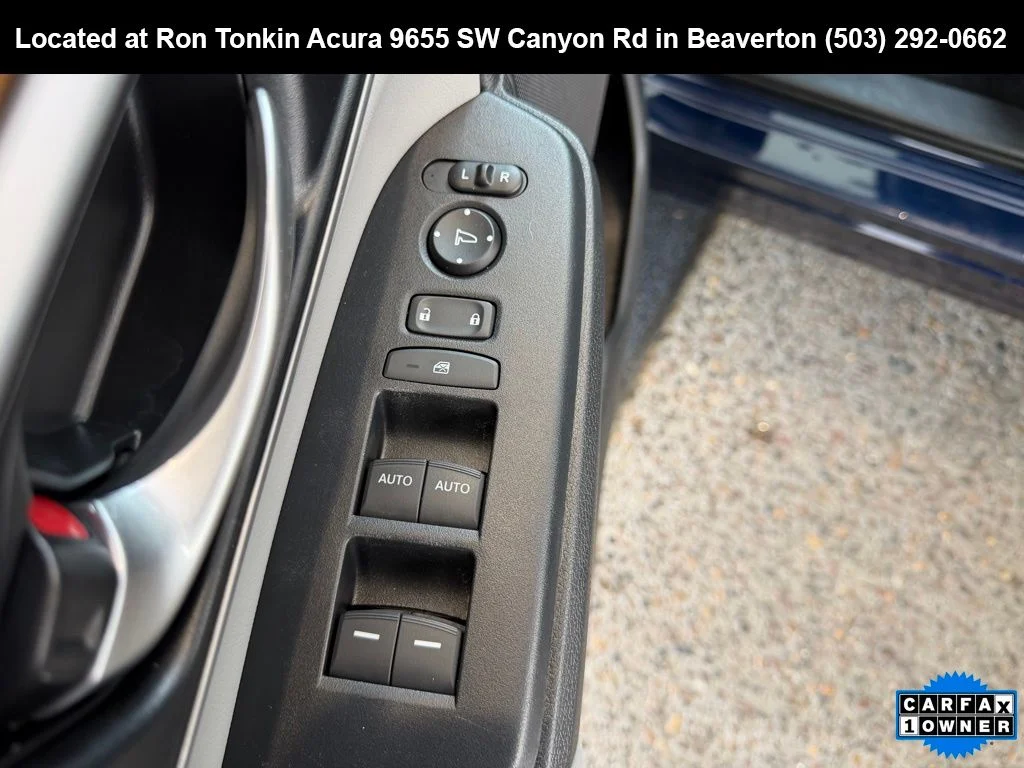 Used 2018 Obsidian Blue Pearl Honda Touring image 13