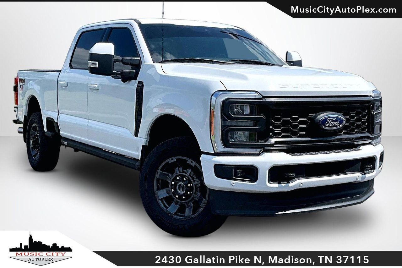 Used 2023 Oxford White Ford LARIAT image 1